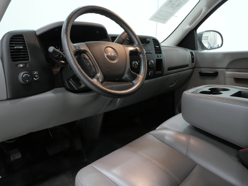 Used 2013 GMC Sierra 1500 W/T RWD image 10