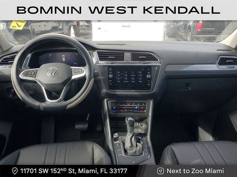 Used 2023 Volkswagen Tiguan SE image 13