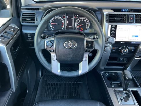 Used 2022 Toyota 4Runner TRD Sport w/ Technology Package RWD image 15