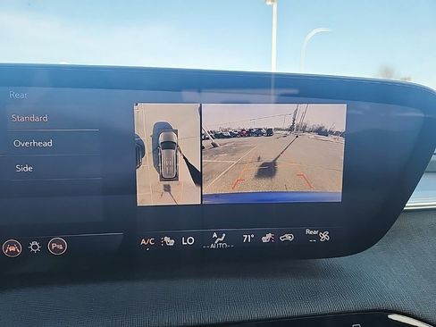 Used 2025 Buick Enclave Preferred image 19