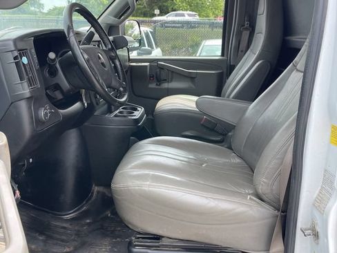 Used 2023 GMC Savana 2500 w/ Driver Convenience Package RWD image 20