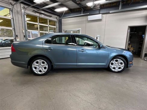 Used 2011 Ford Fusion SE w/ 202A Rapid Spec Order Code image 6