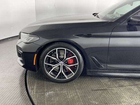 Certified 2023 BMW M550i xDrive M550i xDrive w/ Dynamic Handling Package image 4