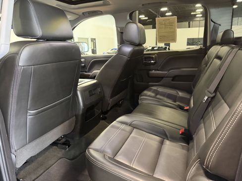 Used 2018 GMC Sierra 1500 Denali w/ Denali Ultimate Package AWD/4WD image 4
