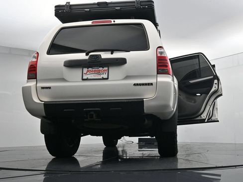 Used 2006 Toyota 4Runner SR5 AWD/4WD image 42