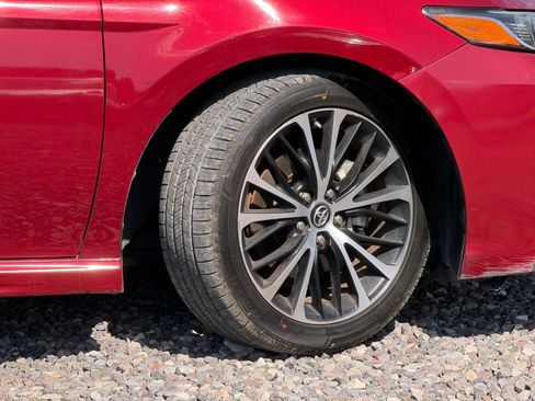 Used 2018 Toyota Camry SE w/ Protection Package (Q2) FWD image 16