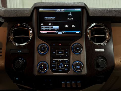 Used 2016 Ford F250 Lariat w/ Chrome Package AWD/4WD image 5