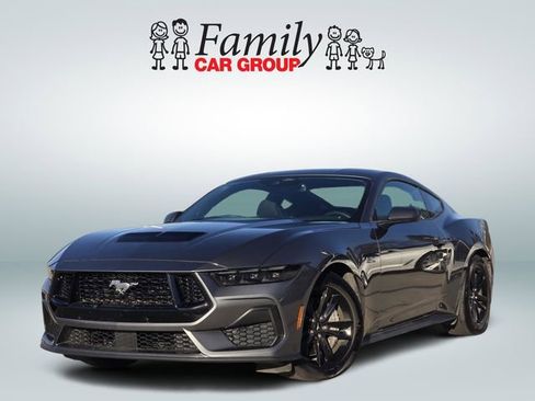 Used 2025 Ford Mustang GT image 1