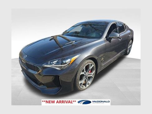Used 2020 Kia Stinger GT1 image 1