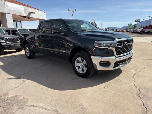 New 2026 RAM 1500 Big Horn AWD/4WD image 3