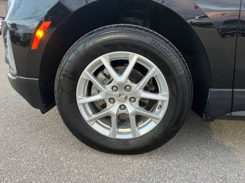 Used 2024 Chevrolet Equinox LT image 33