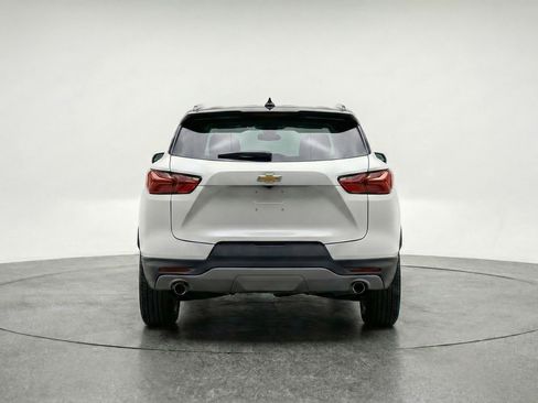 Used 2025 Chevrolet Blazer LT FWD image 7