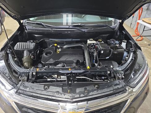 Used 2023 Chevrolet Equinox LT image 31