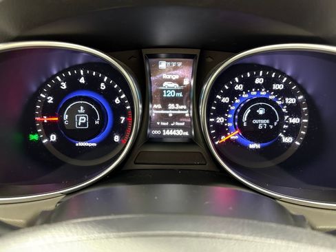 Used 2013 Hyundai Santa Fe Sport image 14