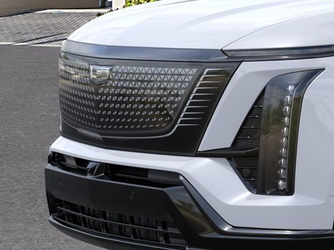 New 2027 Cadillac Vistiq Sport w/ LPO, Floor Liner Package AWD/4WD image 13