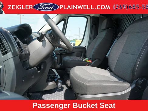 Used 2025 RAM ProMaster 2500 w/ U-Haul Equipment Group FWD image 12