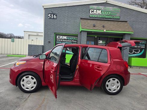 Used 2011 Scion xD image 36