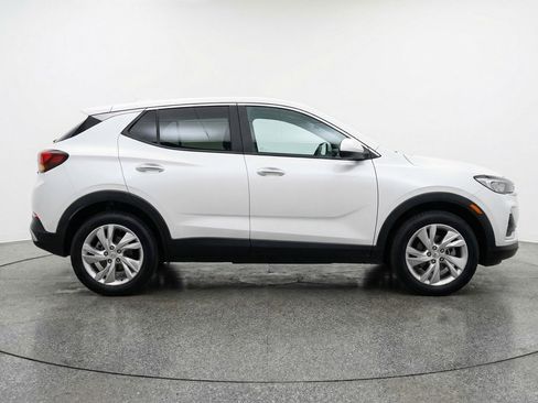 Used 2025 Buick Encore GX Preferred image 11