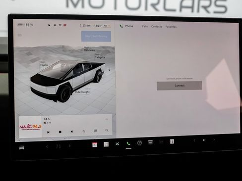 Used 2024 Tesla Cybertruck AWD Crew Cab image 28