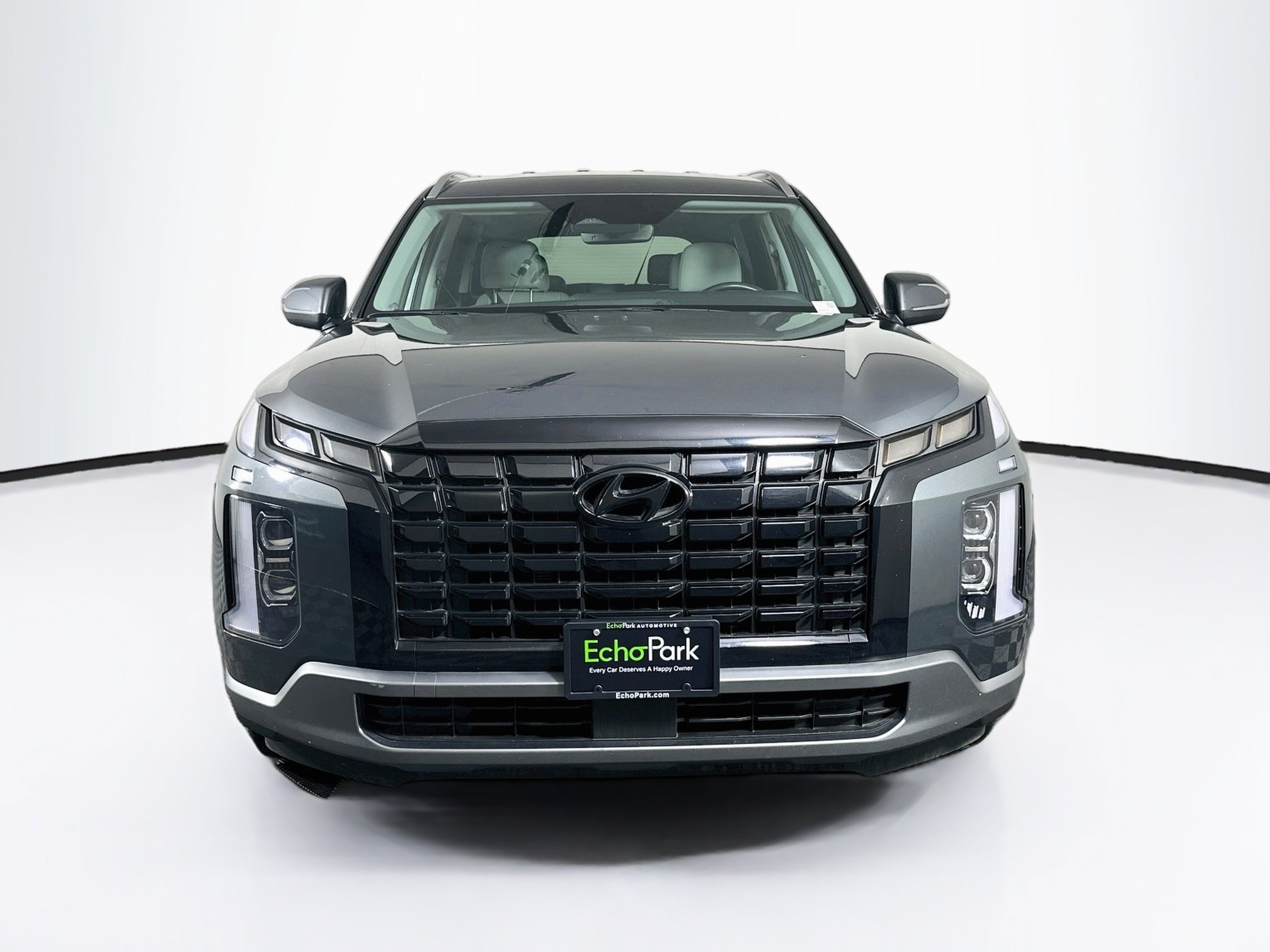 Used 2025 Hyundai Palisade SEL FWD image 2