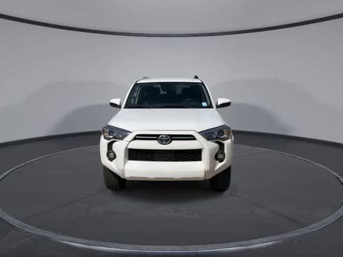 Used 2024 Toyota 4Runner SR5 image 3