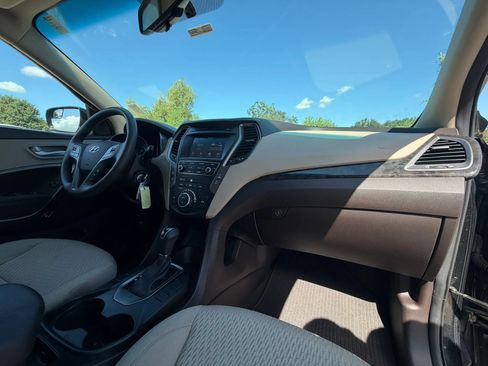 Used 2017 Hyundai Santa Fe Sport FWD image 22