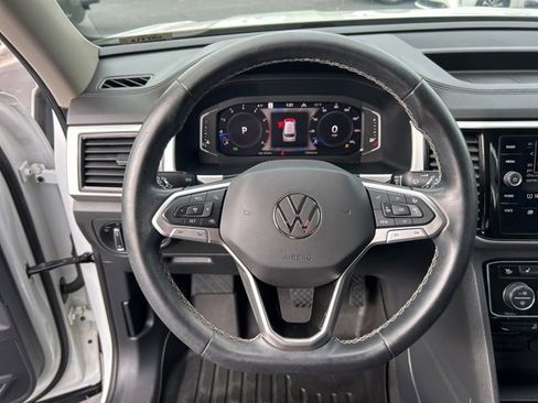 Used 2022 Volkswagen Atlas SEL image 21