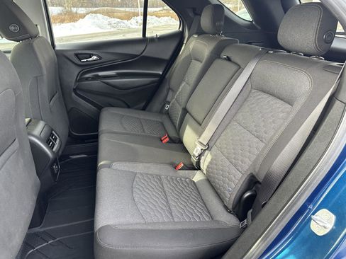 Used 2020 Chevrolet Equinox LT w/ Driver Convenience Package image 14