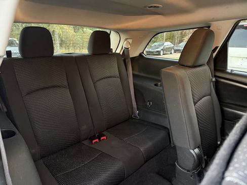 Used 2017 Dodge Journey SXT w/ Comfort/Convenience Group image 18