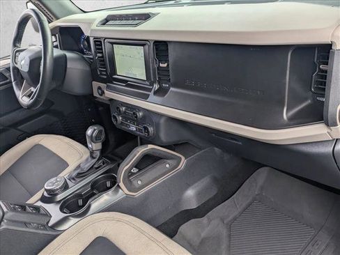 Used 2022 Ford Bronco Big Bend w/ Sasquatch Package image 20