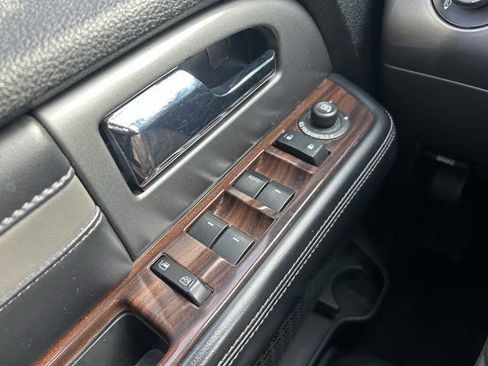 Used 2016 Ford Expedition Platinum AWD/4WD image 22