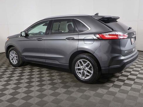 Used 2024 Ford Edge SEL w/ Convenience Package image 12