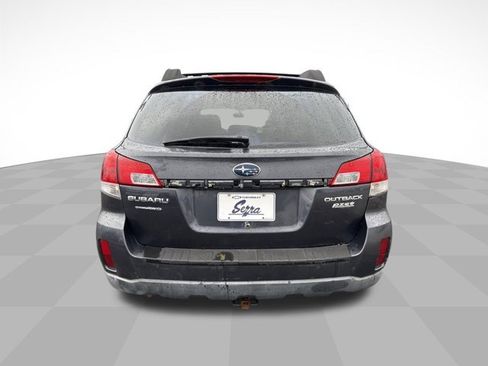 Used 2010 Subaru Outback 2.5i Premium image 8