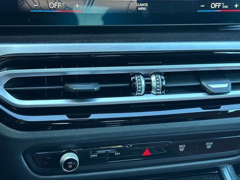 Used 2023 BMW i4 eDrive35 image 23