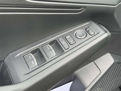 New 2025 Honda Accord LX image 15