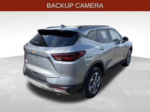 Used 2024 Chevrolet Blazer LT w/ Convenience Package FWD image 7