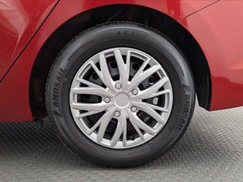 Used 2019 Hyundai Accent SE FWD image 28
