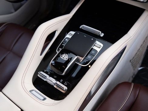 Used 2021 Mercedes-Benz Maybach GLS 600 4MATIC image 25