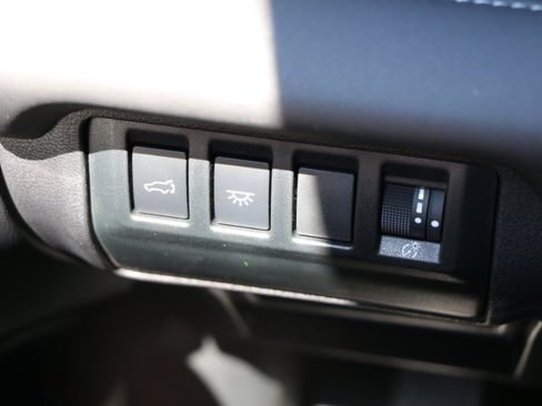 Used 2026 Subaru Ascent Limited AWD/4WD image 23