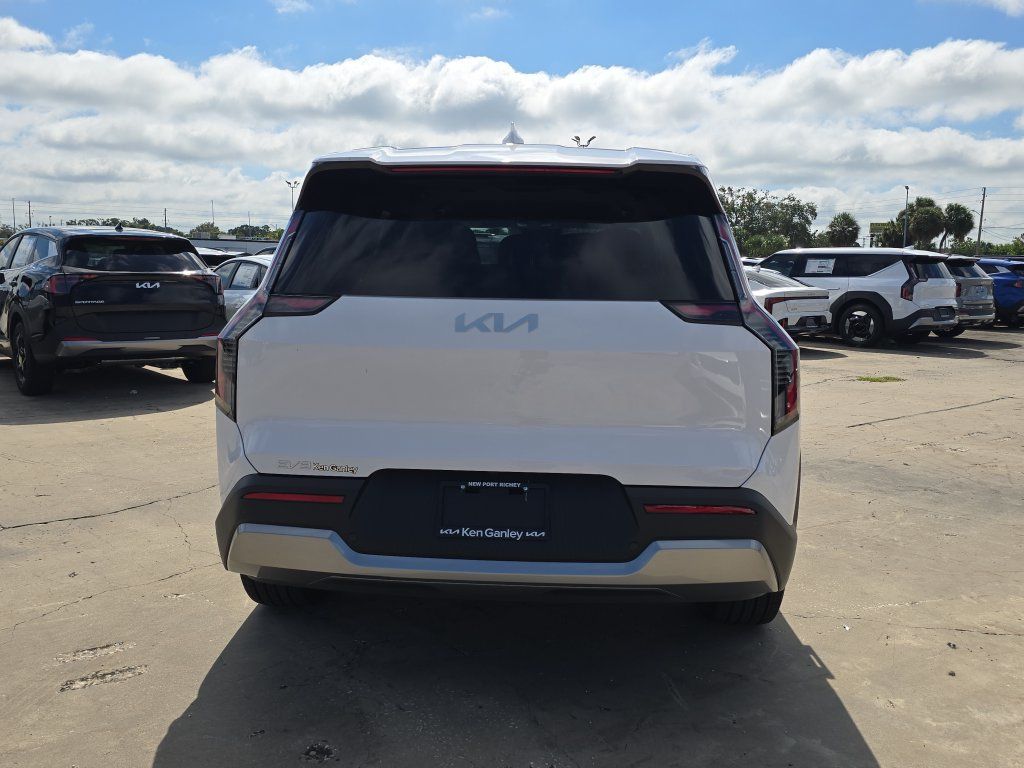 New 2026 Kia EV9 Light RWD image 7