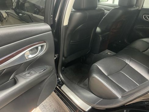 Used 2013 INFINITI M37 x w/ Premium Pkg image 29