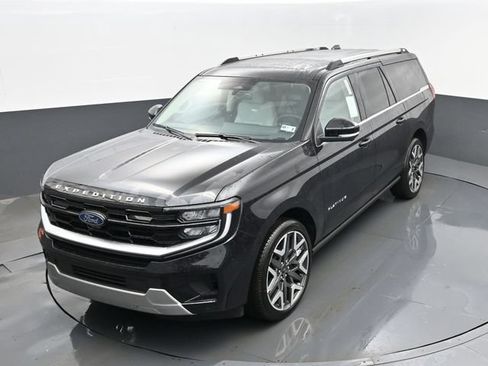New 2026 Ford Expedition Max Platinum w/ Platinum Ultimate Package AWD/4WD image 30