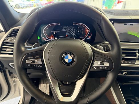 Used 2023 BMW X5 xDrive40i w/ Premium Package AWD/4WD image 16