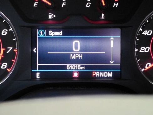 Used 2022 Chevrolet Camaro LT w/ Technology Package RWD image 31