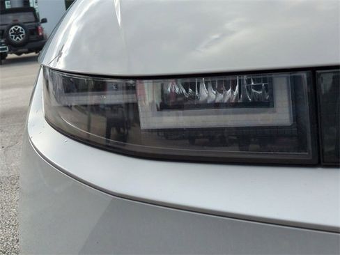 Used 2022 Hyundai Ioniq 5 SE image 10