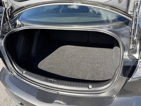 Used 2010 MAZDA MAZDA3 i Touring image 23