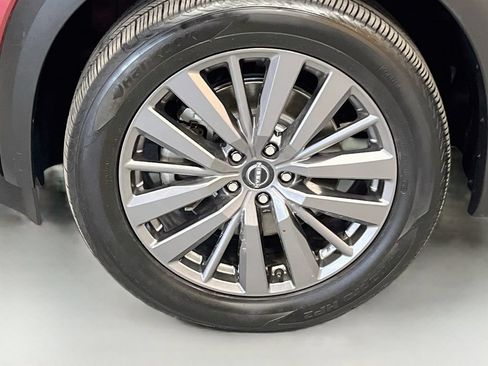Used 2024 Nissan Pathfinder SL w/ SL Premium Package AWD/4WD image 34