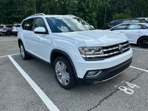 Used 2019 Volkswagen Atlas SEL AWD/4WD image 2