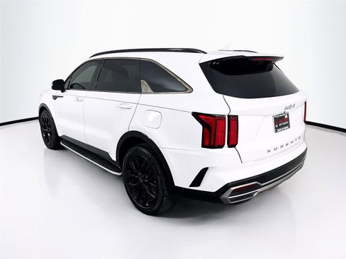 Used 2022 Kia Sorento SX image 5