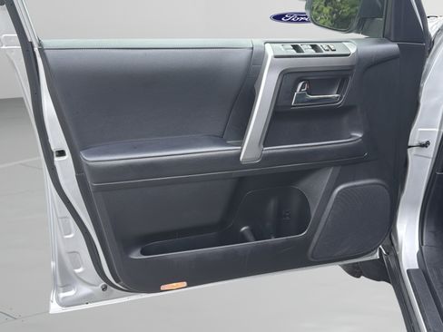 Used 2024 Toyota 4Runner SR5 RWD image 19